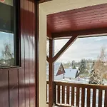 Tricitka Na Stastnem Kopci Cerny Dul