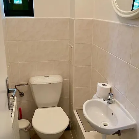 Třicítka Na šťastném Kopci Horská chata